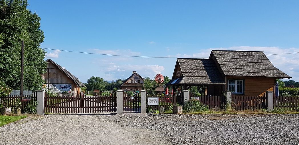 Tradycyjna Zagroda Rolna - Skansen Ochaby