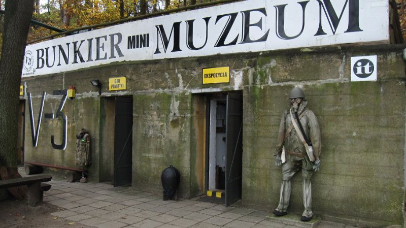 Muzeum Bunkier V-3 - Muzeum militarne
